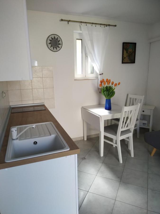 Apartment Zdenka Veli Lošinj Eksteriør billede