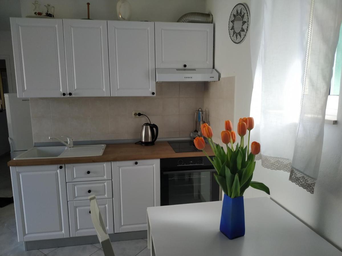 Apartment Zdenka Veli Lošinj Eksteriør billede