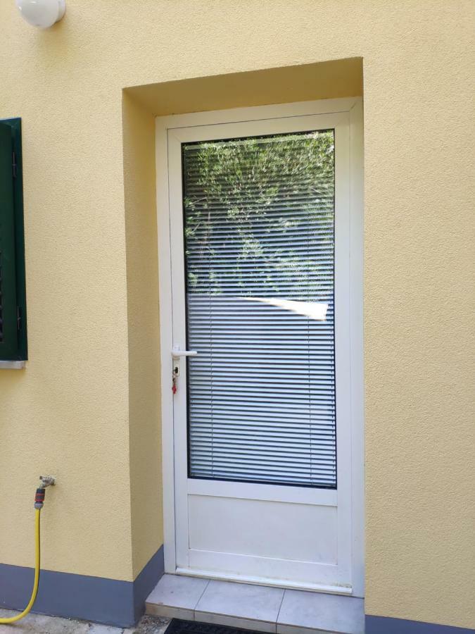 Apartment Zdenka Veli Lošinj Eksteriør billede