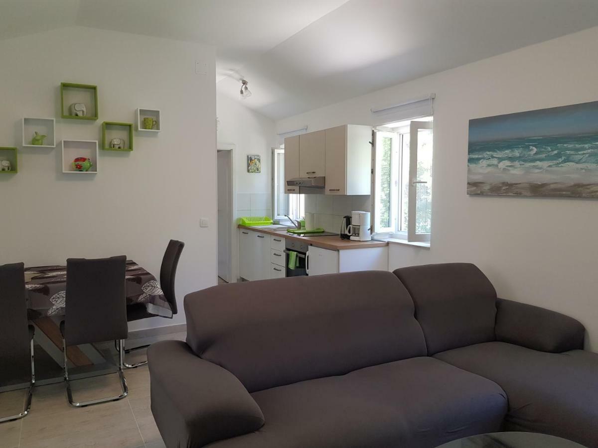 Apartment Zdenka Veli Lošinj Eksteriør billede