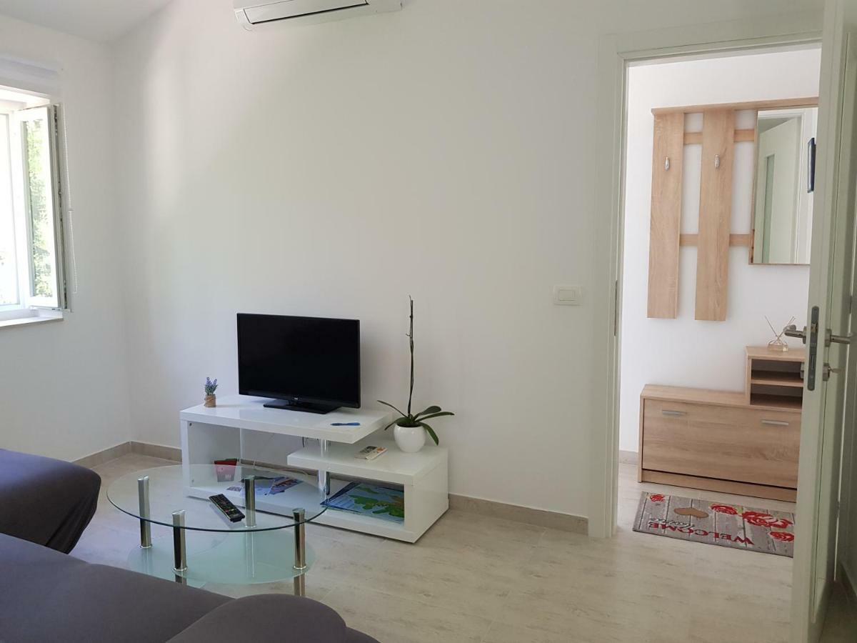 Apartment Zdenka Veli Lošinj Eksteriør billede